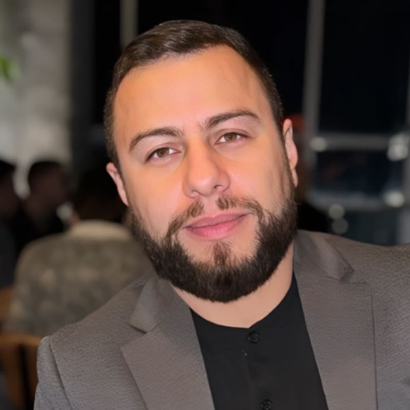 Giovanni-Velez-Partner-In-Publishing